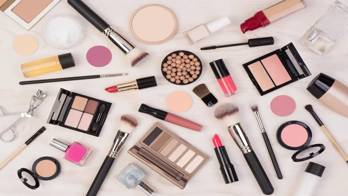 8 Most Expensive Makeup Brands in Pakistan